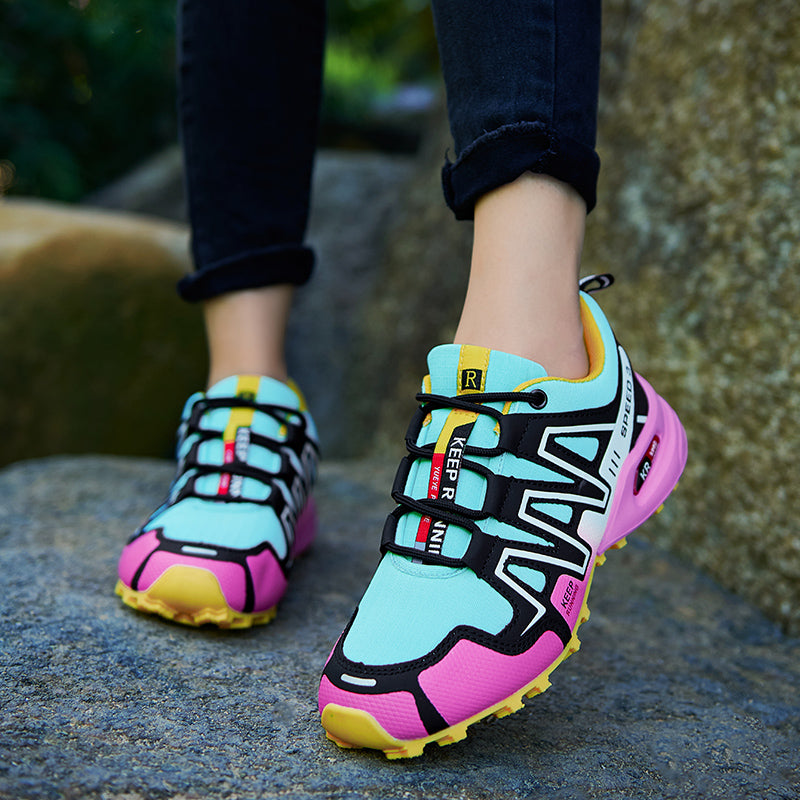 Dames en heren waterdichte wandelschoenen met antislip zool, ideaal voor klimmen en avontuurlijk terrein.