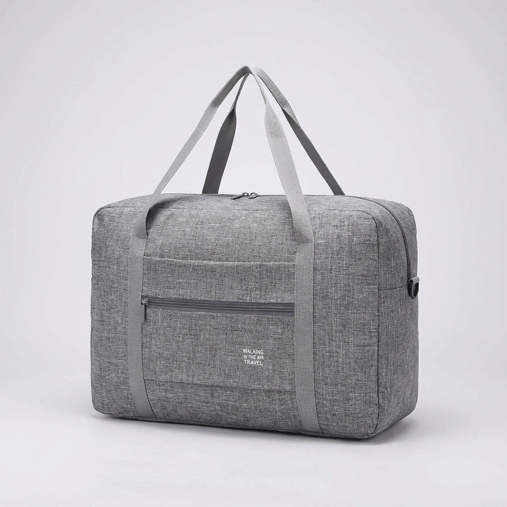 Compact opgevouwen Foldara reistas, perfect als extra tas of ruimtebesparende reisaccessoire.