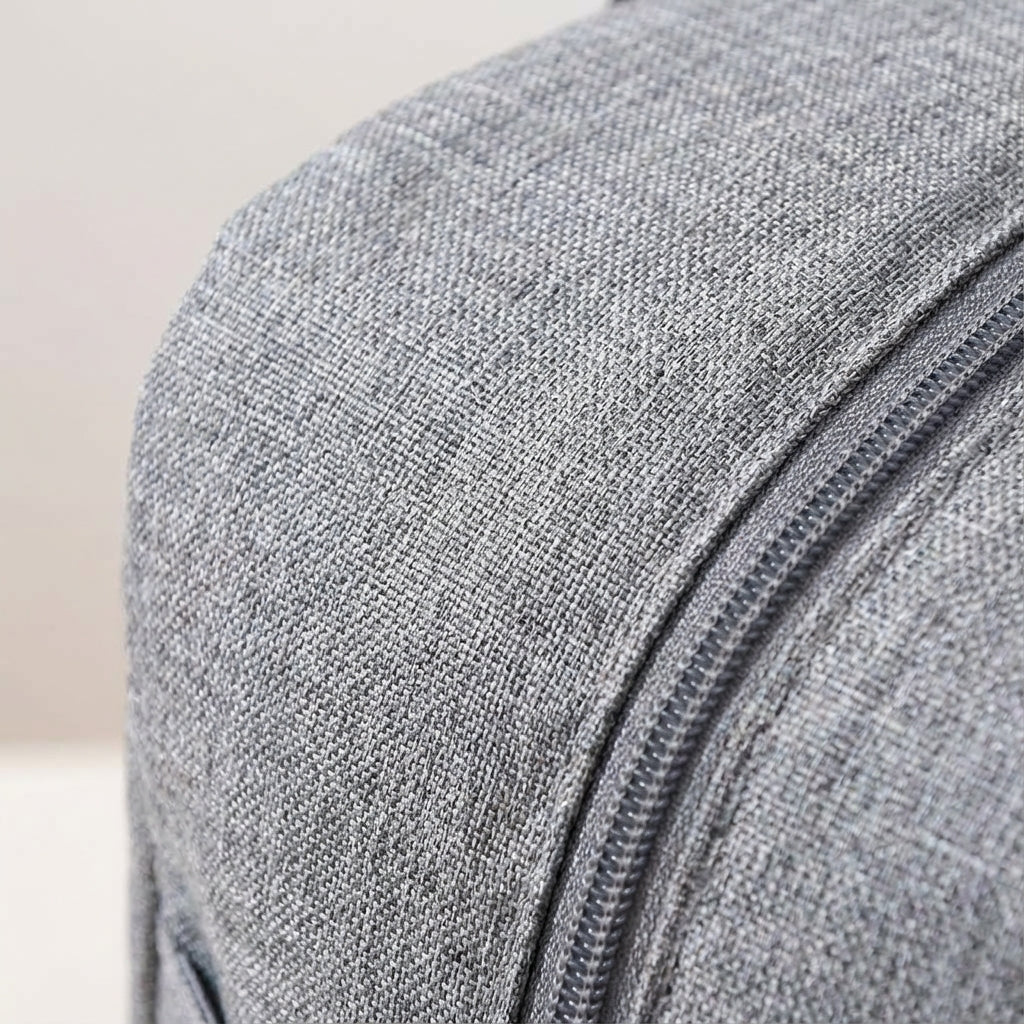 Ruime Foldara duffelbag voor licht reizen, geschikt als handbagage en trolleytas.