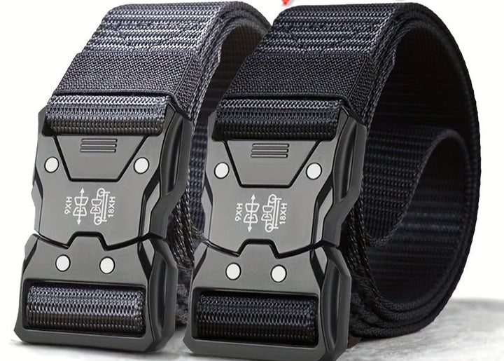 Grijze duurzame nylon riem, unisex en stevig, ideaal voor actieve levensstijlen.