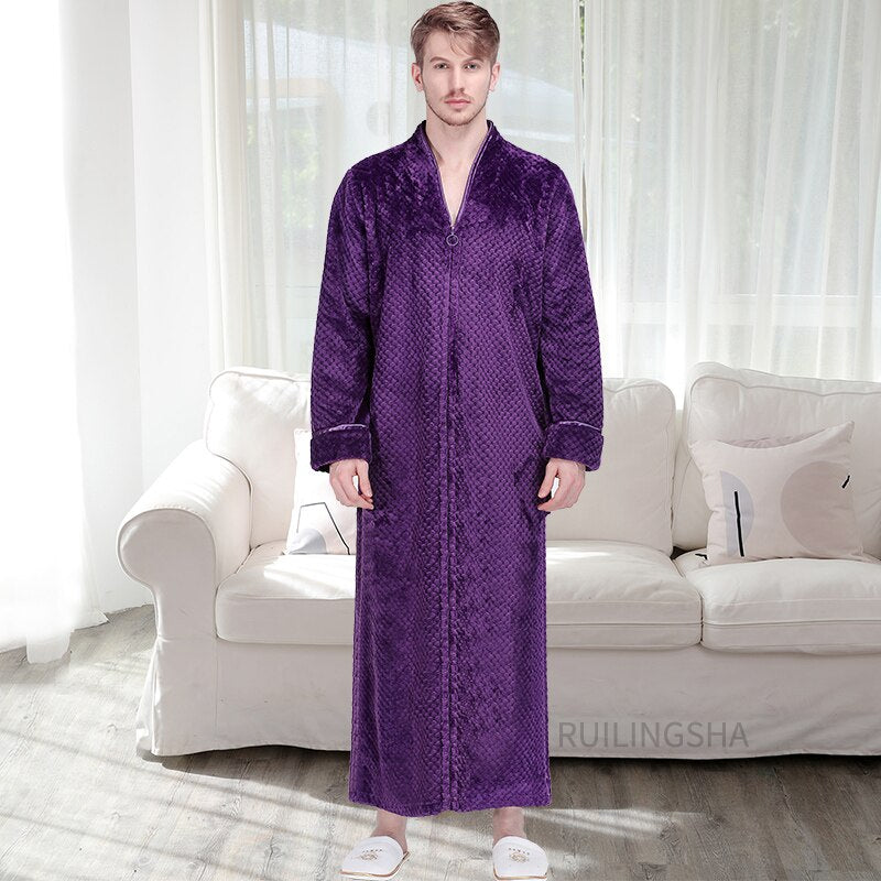 "Unisex thermo badjas met rits, lange mouwen en zakken, warm en comfortabel, ideaal voor koude dagen thuis."