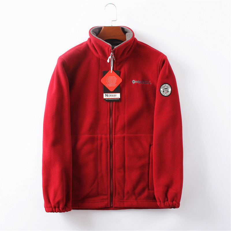 Unisex ultra warme fleece jas in zacht materiaal voor heren en dames, perfect voor koude winterdagen met praktische zakken.