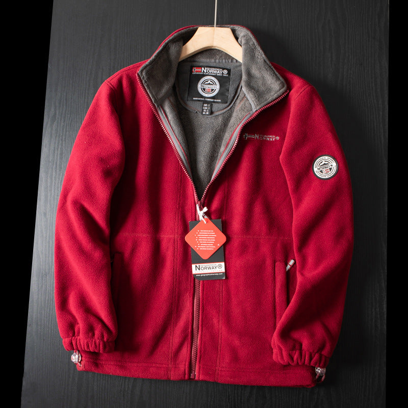 Unisex ultra warme fleece jas in zacht materiaal voor heren en dames, perfect voor koude winterdagen met praktische zakken.