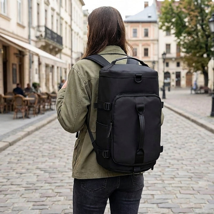 Unisex Voyagrin lichtgewicht multifunctionele reistas/rugzak voor comfortabel reizen en organisatie.