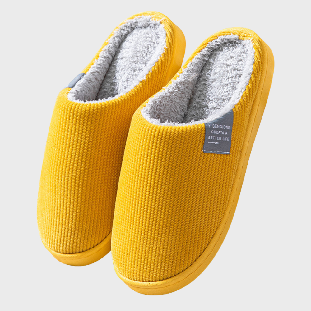 Stijlvolle nieuwe collectie zachte pantoffels, warm en comfortabel voor thuisgebruik