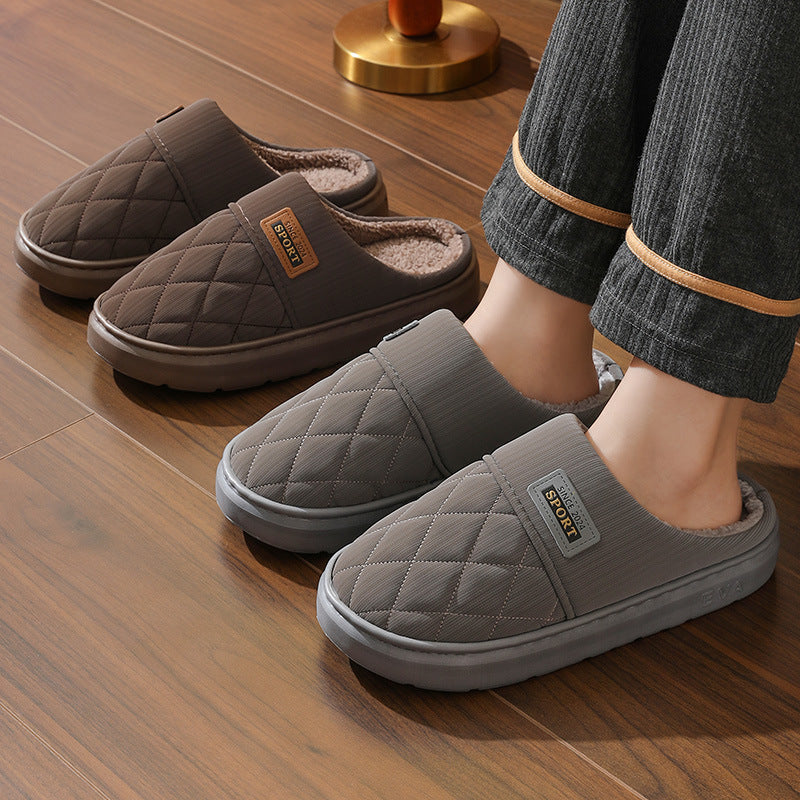 Warme unisex pantoffels die comfort en gezelligheid bieden. Ideale huispantoffels voor ontspannen winteravonden.