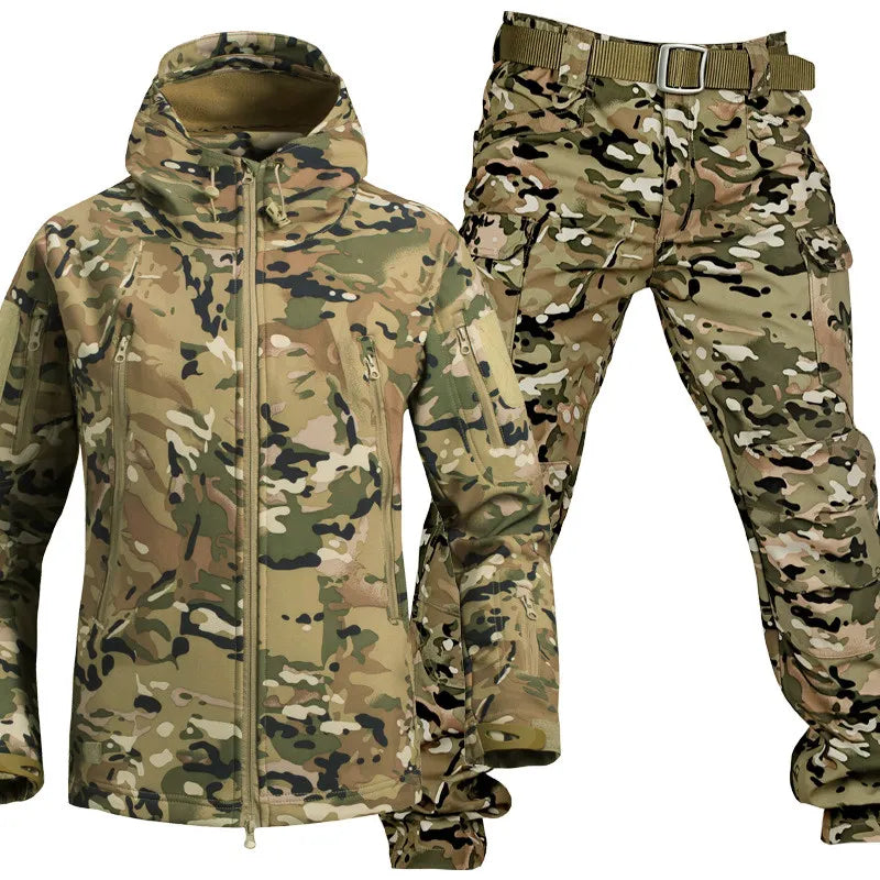 Kwalitatieve unisex outdoor set, waterdicht, winddicht, en gevoerd met warme fleece voor buitensport.