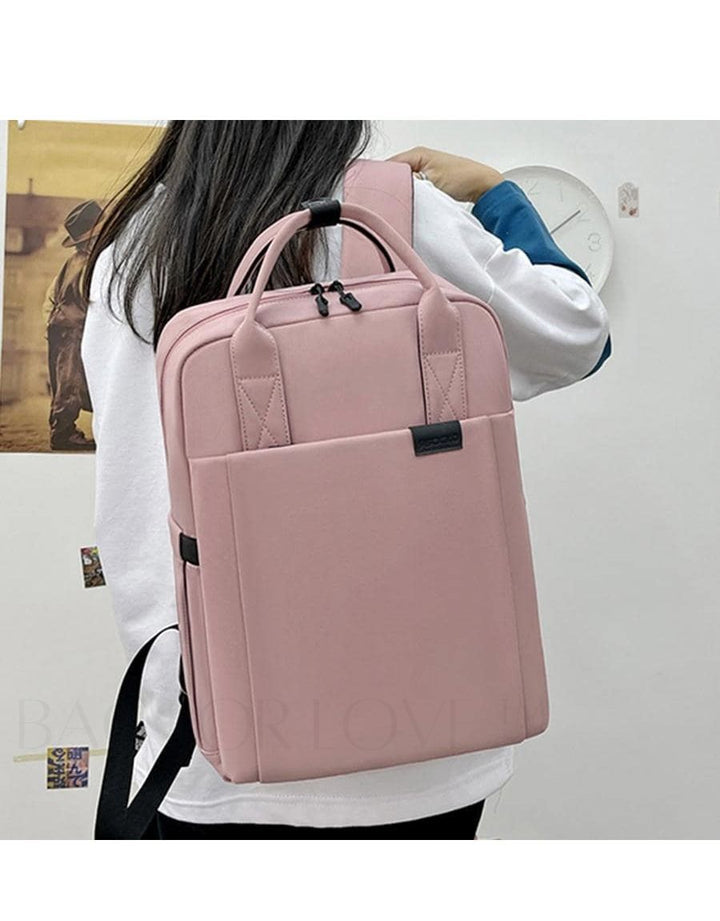 Compacte Nexor laptoprugzak, waterdicht en schokbestendig, ideaal voor studenten en professionals.