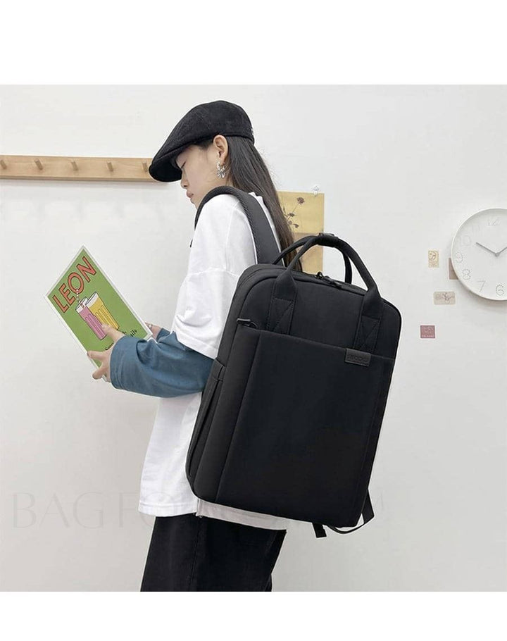Robuuste Nexor laptoprugzak, unisex en waterdicht, met schokbestendige compartimenten.