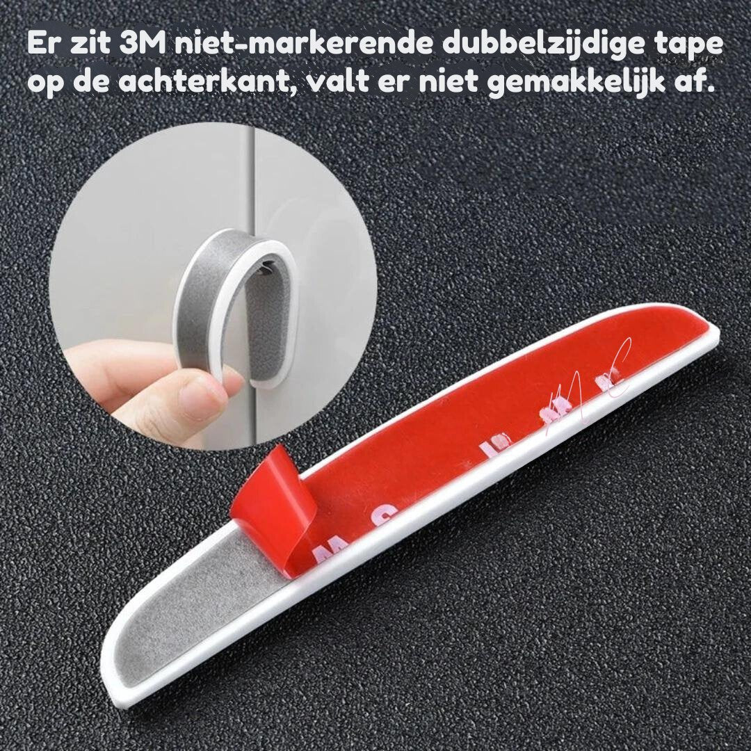 Set van 4 flexibele antikrasstrips voor autobescherming. Voorkom krassen en deuken op je voertuig.