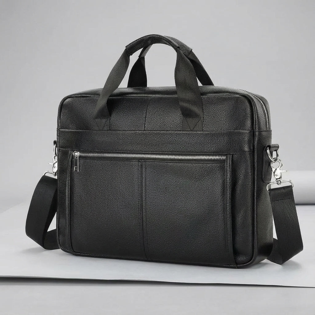 Stijlvolle vintage leren tas, perfect als documentenmap en laptoptas voor de professional.