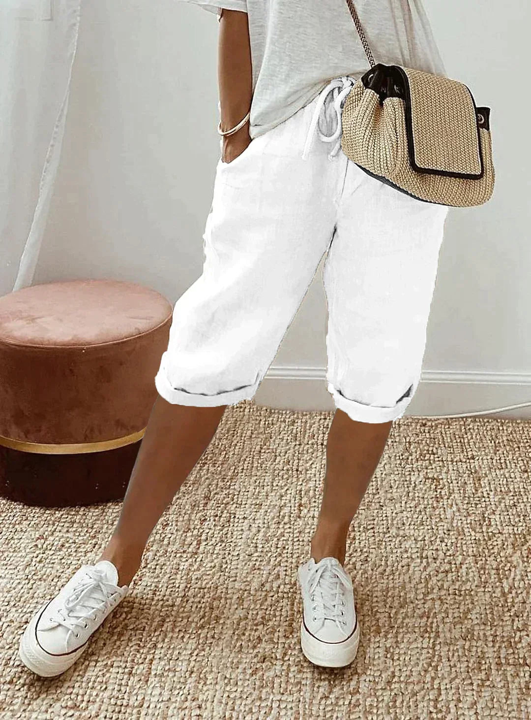 Modieuze linnen broek met wijde pijpen voor vrouwen, een must-have voor een comfortabele casual zomerlook.