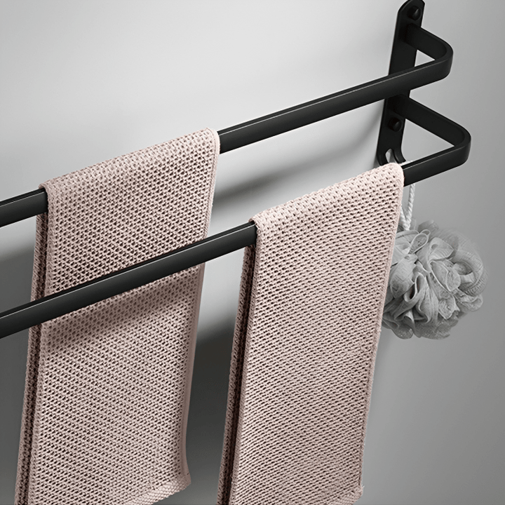Close-up van het aluminium wandrek, toont de stevige constructie en afwerking.