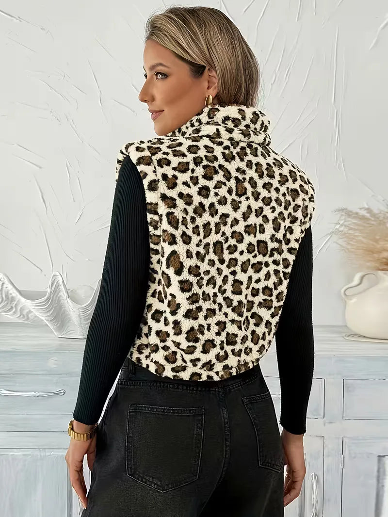 Winter dames vest: bruin faux shearling met rits, biedt comfort en warmte.