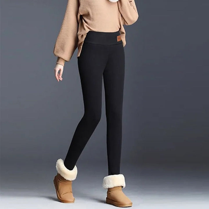 Zachte en comfortabele thermolegging voor dames, met hoge taille, warm en essentieel voor winterkleding.