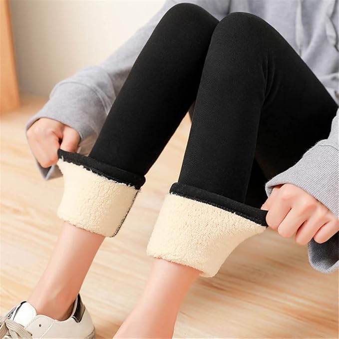 Veelzijdige dames thermolegging, warm en stijlvol, perfect als basislaag voor winterse outfit.