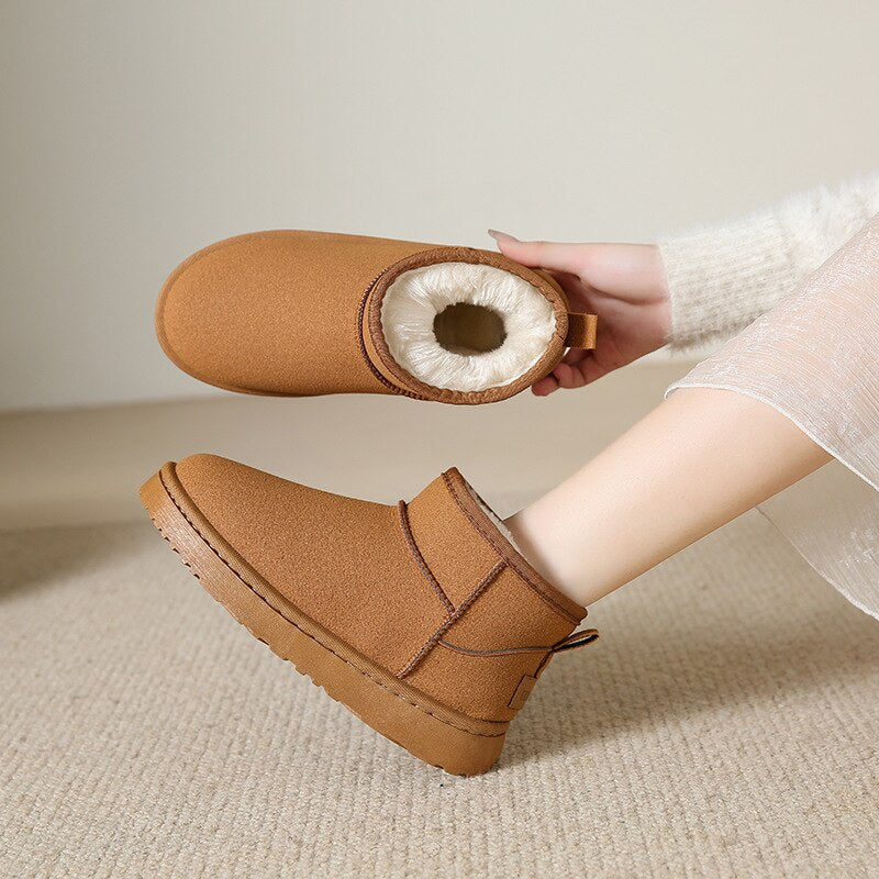 Bruine dames winterlaarzen met warme voering, comfortabel en stijlvol voor elke winteroutfit.