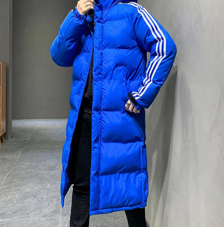 Elegante lange heren winterjas met verstelbare capuchon, comfortabel en stijlvol voor de moderne man.