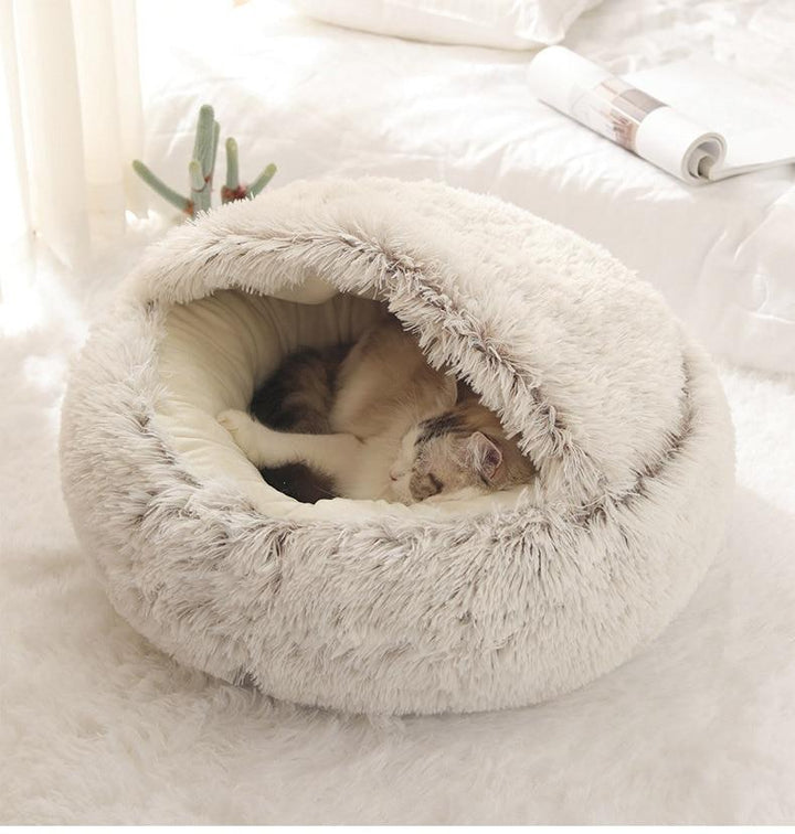 Ronde pluche kattenmand of hondenmand, veilig en knus dierenbed voor uw huisdier.