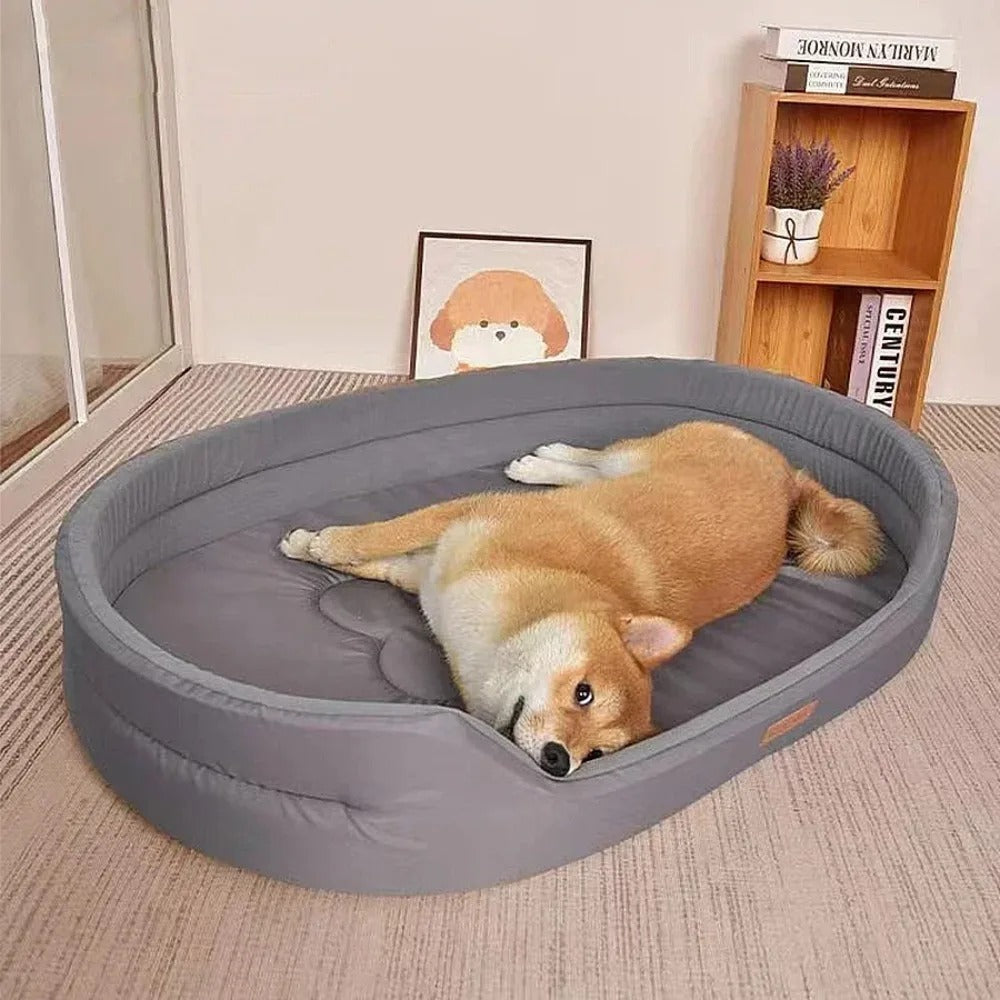 Waterdicht hondenbed met zachte vulling, ideaal voor comfortabele rust van uw hond.