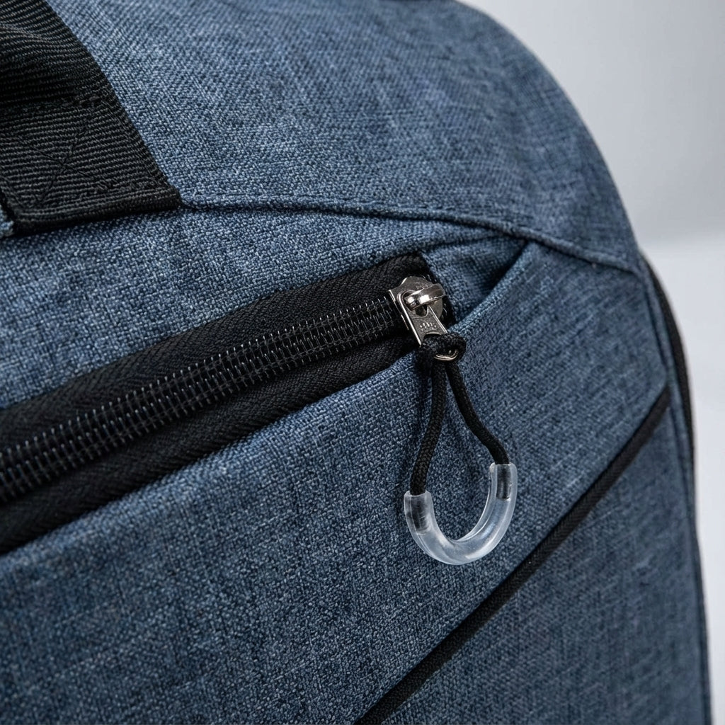 Blauwe waterdichte Oxford stof 35L FlexDuffel. Duurzame sporttas en weekendtas, perfect voor outdoor avonturen.
