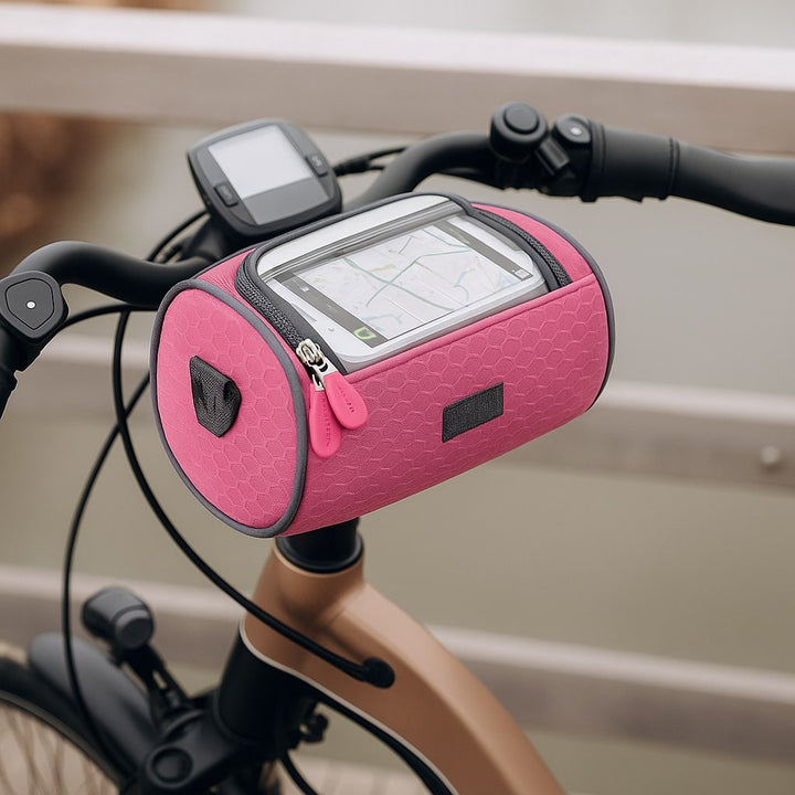 Moderne fietstas met touchscreen compatibel, eenvoudig te monteren aan het stuur, essentieel fietsaccessoire voor navigatie.