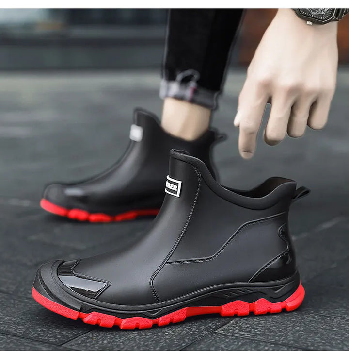 Comfortabele Redridge outdoor wandelschoenen voor heren, waterdicht en stevig voor elk terreinavontuur.