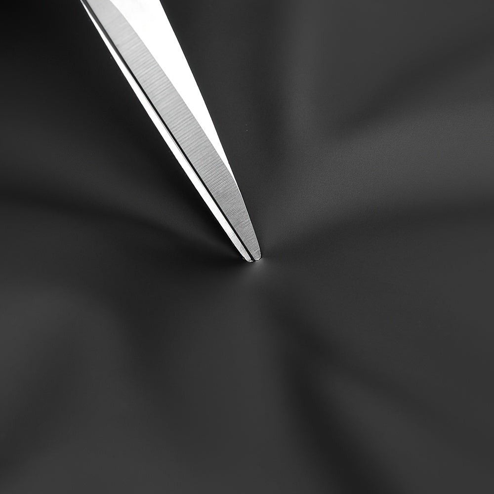 "Waterdichte herenrugzak met USB-poort, zwart design, laptopvak en verstelbare schouderbanden, ideaal voor dagelijks gebruik.