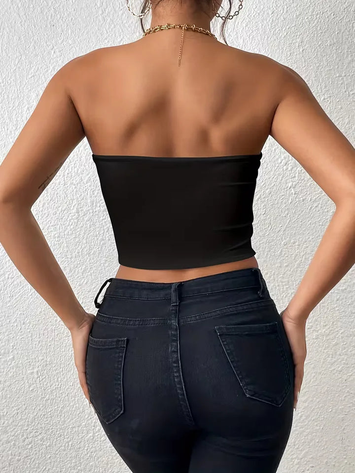 Elegant dames strapless topje, slim fit crop model; perfect voor modieuze zomerkleding en uitgaan.