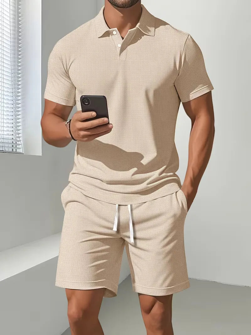 Donkere herenpolo met korte mouwen, casual chic voor dagelijks gebruik en zomeravonden.