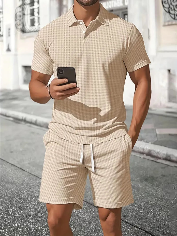 Klassieke herenpolo met korte mouwen, perfecte regular fit voor de zomer.