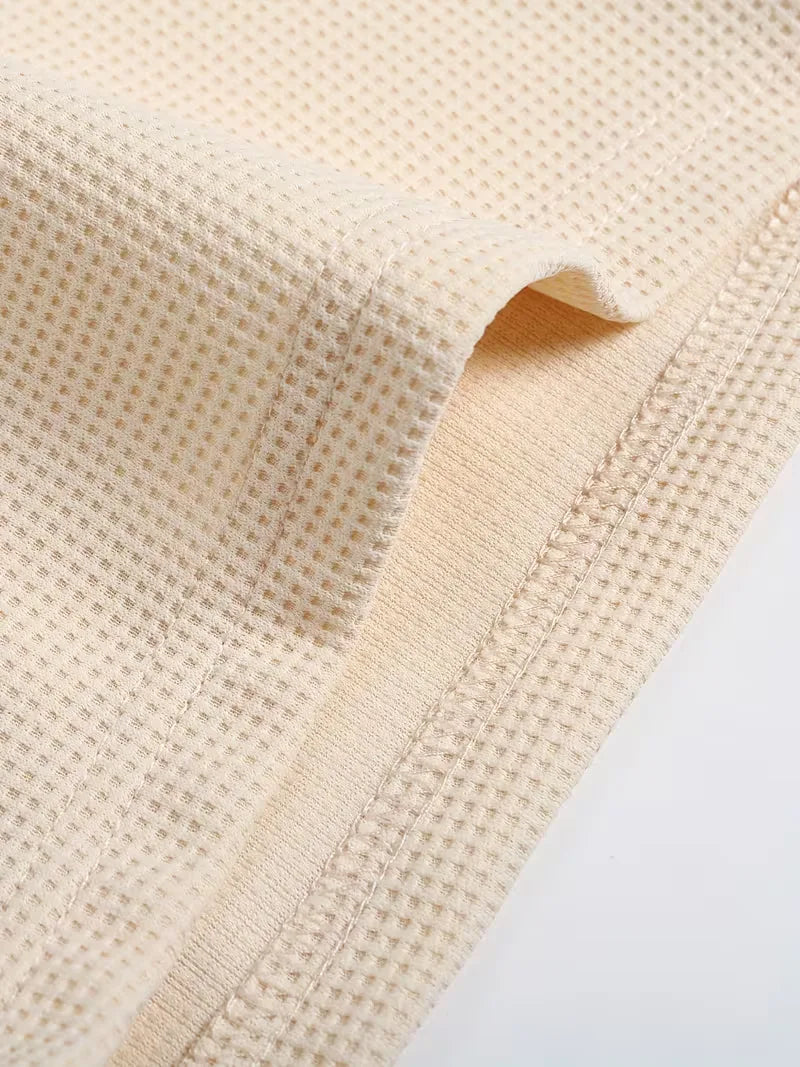 Comfortabele herenpolo met korte mouwen, ontworpen voor ontspannen zomerdagen.