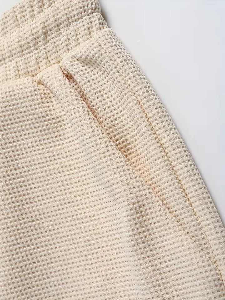 Herenpolo met korte mouwen in tijdloos design, veelzijdig voor casual zomeroutfits.