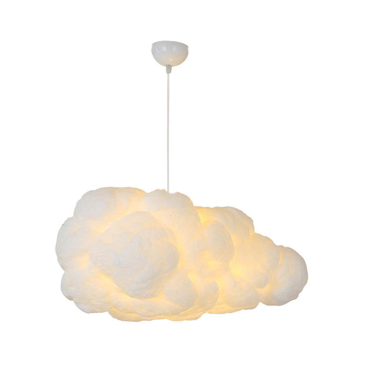 "Witte wolkenvormige hanglamp met zacht licht, ideaal voor kinderkamers en slaapkamers. Dromerig design voor serene sferen."