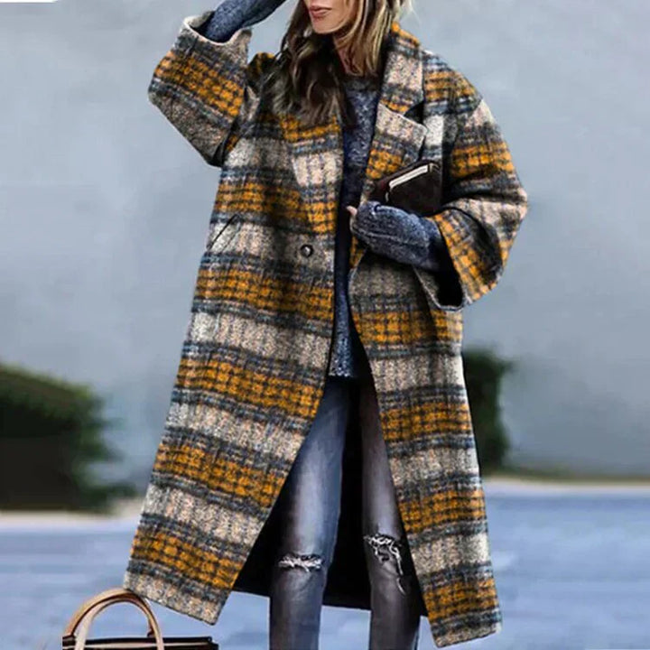 Wollen vintage damesjas Herta, elegante retro stijl, getailleerd silhouet, warme grijze stof, perfecte winterjas.