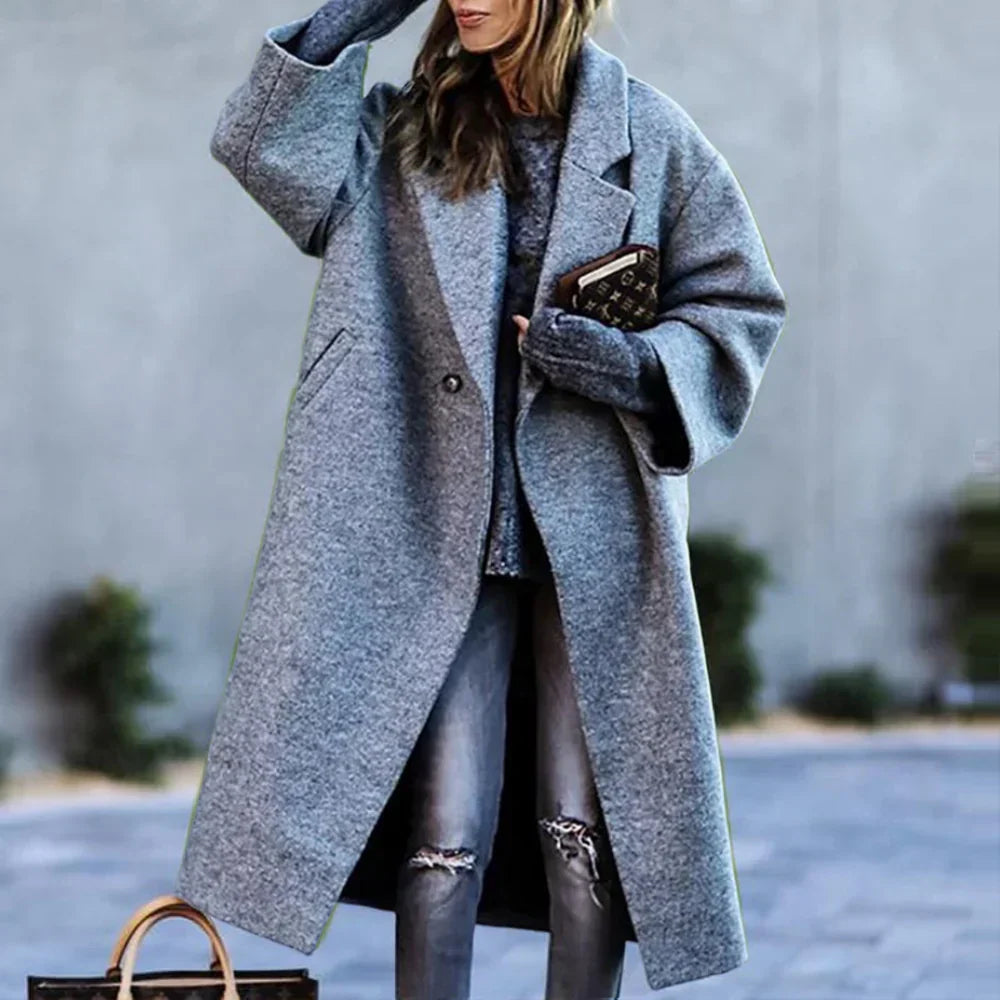 Wollen vintage damesjas Herta, elegante retro stijl, getailleerd silhouet, warme grijze stof, perfecte winterjas.