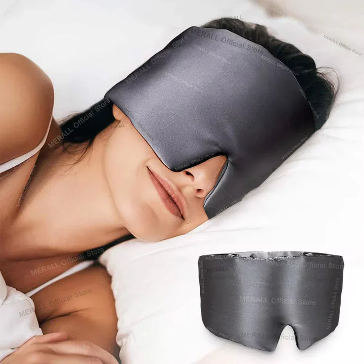 "Zacht mulberry zijde slaapmasker, luxe comfort, blokkeert licht effectief, verstelbare band, ideaal voor vrouwen."