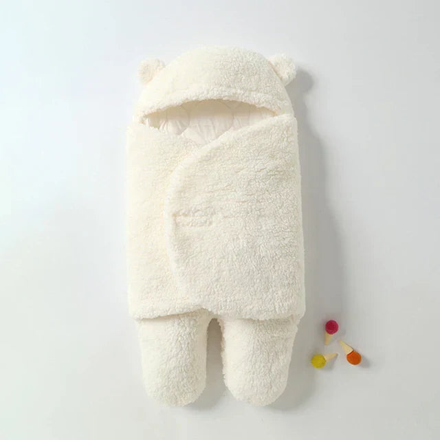 Comfortabele slaapzak wikkeldeken voor baby's, stimuleert een veilige slaapomgeving.