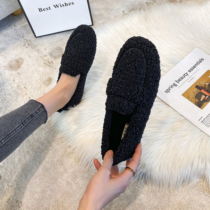 Zachte dames pantoffels, ideaal voor ultiem voetcomfort thuis. Perfect als winterpantoffels.
