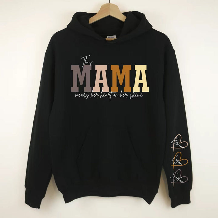 Zachte stof van een gepersonaliseerde unisex trui, comfortabel en duurzaam. Ideaal als uniek cadeau voor mama.