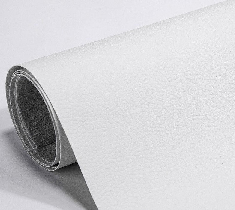 Flexibele zelfklevende patch voor het repareren van leer en vinyl.