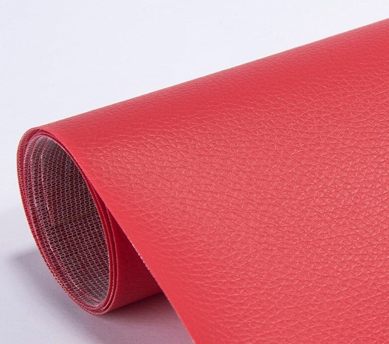 Zelfklevende leerherstelpatch voor banken, stoelen en andere oppervlakken.