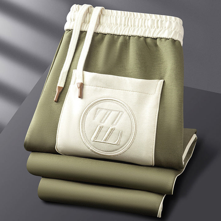 "Zephyr premium tracksuit met sportieve strepen, zachte lycra stof, elastische pasvorm, perfecte voor sport en vrije tijd."