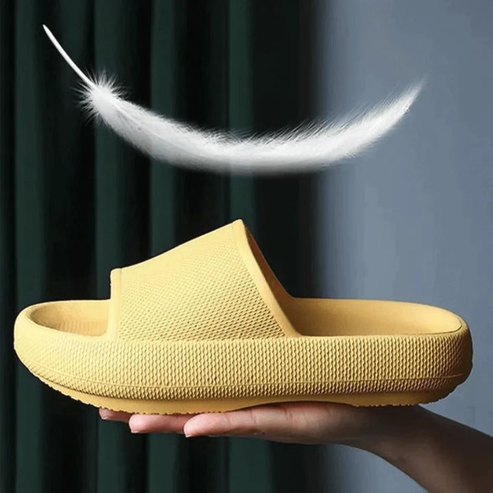 Waterdichte, antislip wolkenpantoffels voor dames en heren, ideaal voor zomerse ontspanning en langdurig comfort.