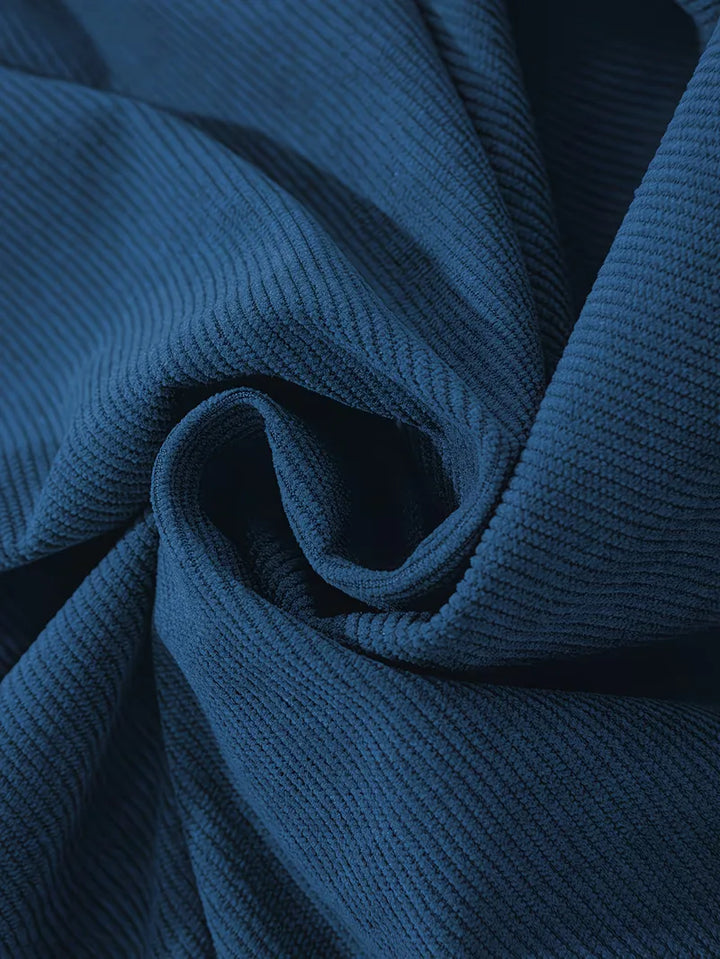Donkergroen herenoverhemd met ribstructuur, ideaal voor een zakelijk casual outfit.