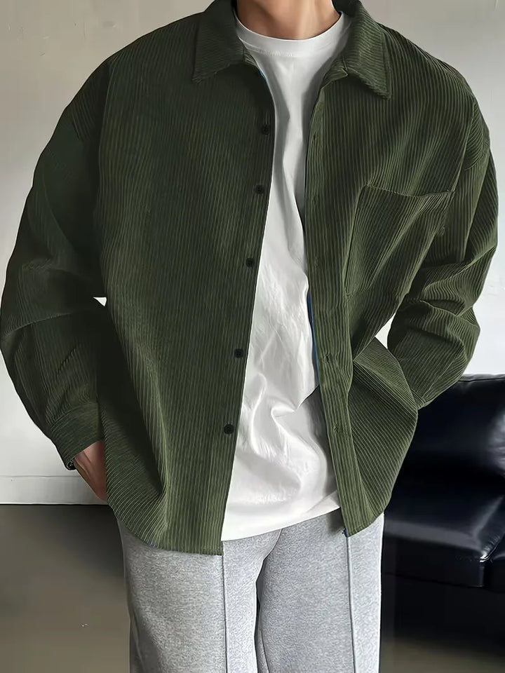 Koffiekleurig casual overhemd met ribstructuur, comfortabel voor dagelijks gebruik en herenmode.