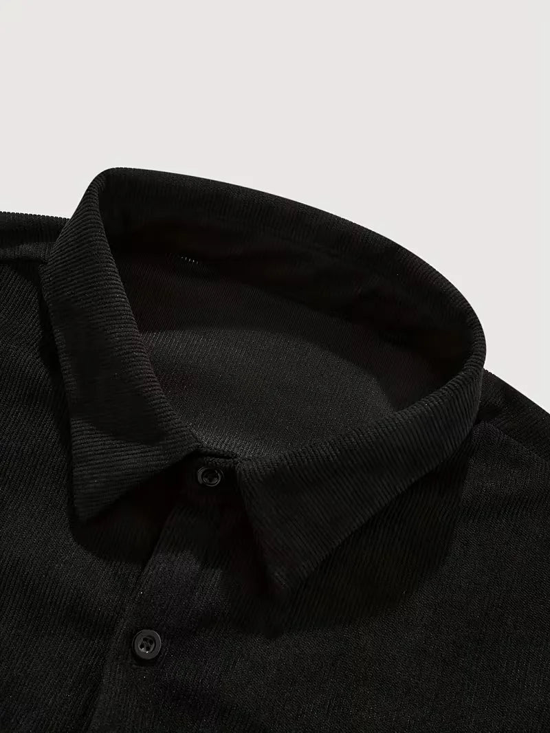 Donkergroen herenoverhemd met ribbels, perfect voor een stijlvolle smart casual outfit.