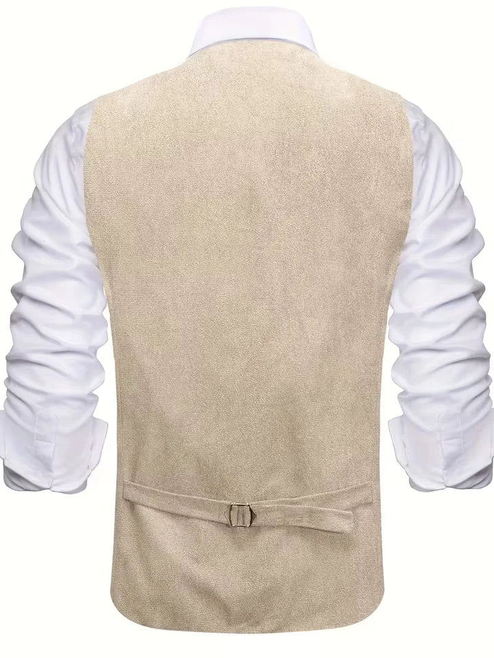 Marineblauw gilet met knopen en v-hals, elegant voor de moderne man.