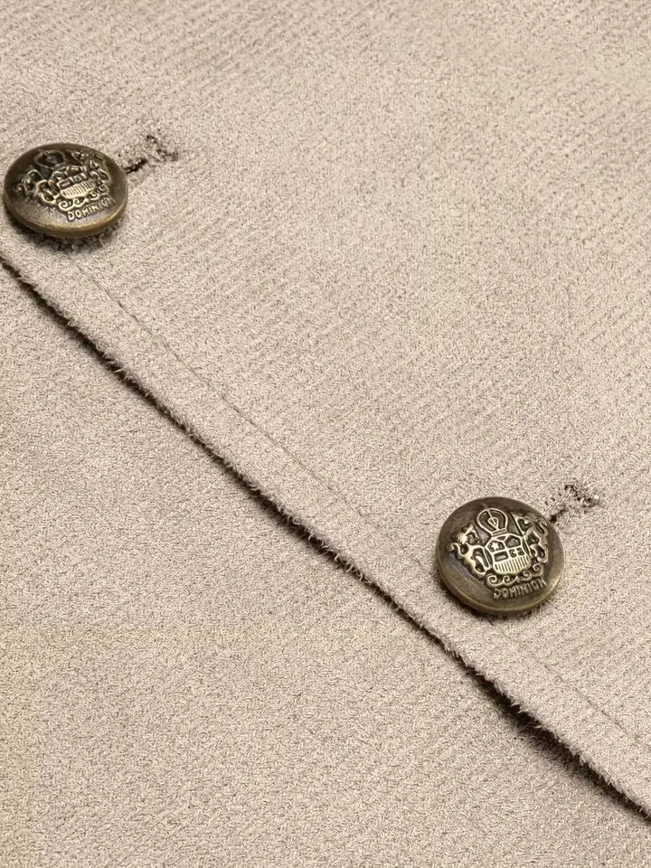 Zwart gilet voor heren, v-hals en knopen, tijdloze toevoeging aan elke garderobe.