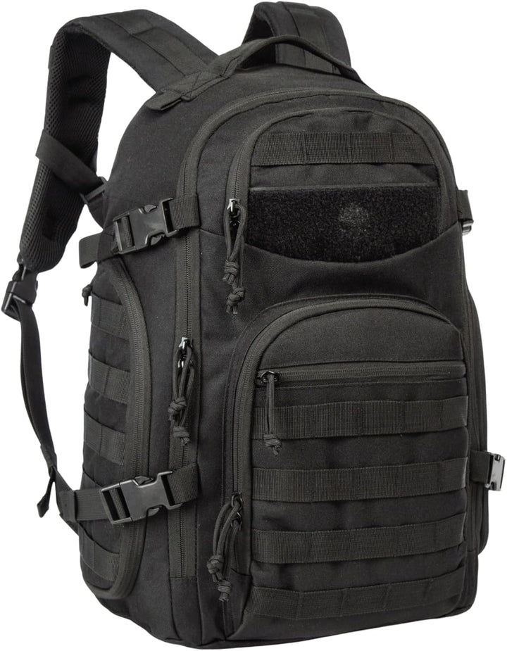 Grote 35L outdoor rugzak, met Molle systeem voor extra uitrusting, perfect voor kampeerders.